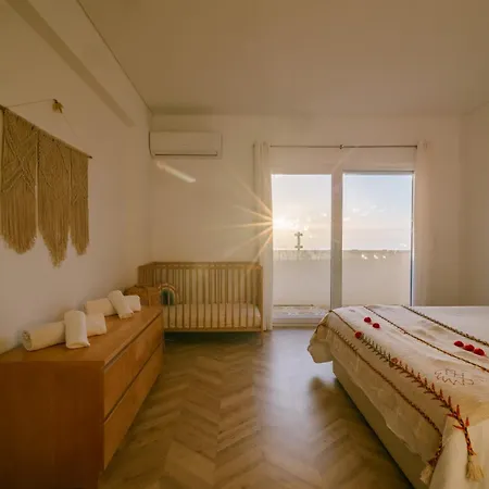 Sarava With Sea View In Buarcos Figueira da Foz